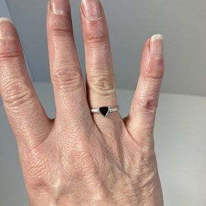 Vintage Minimalist 925 Sterling Silver and Ruby Womens Ring Size 7.5